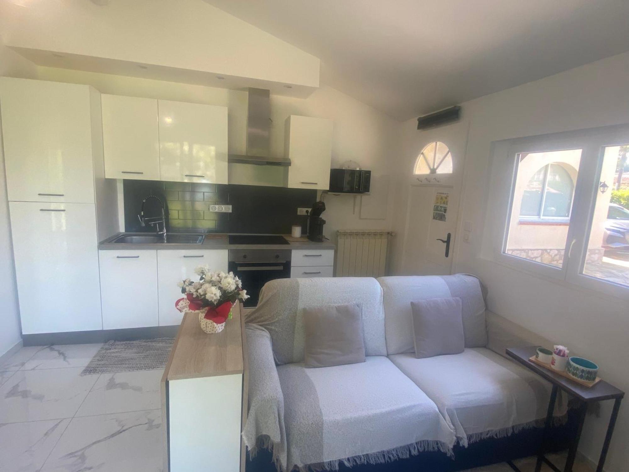 Studio Climatise Avec Piscine Et Jardin Villeneuve-Loubet Exteriér fotografie
