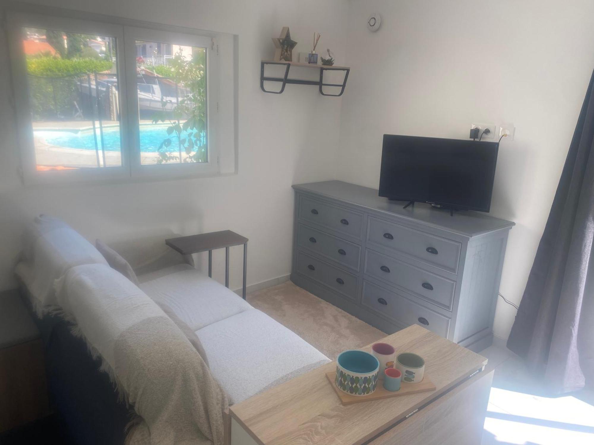 Studio Climatise Avec Piscine Et Jardin Villeneuve-Loubet Exteriér fotografie