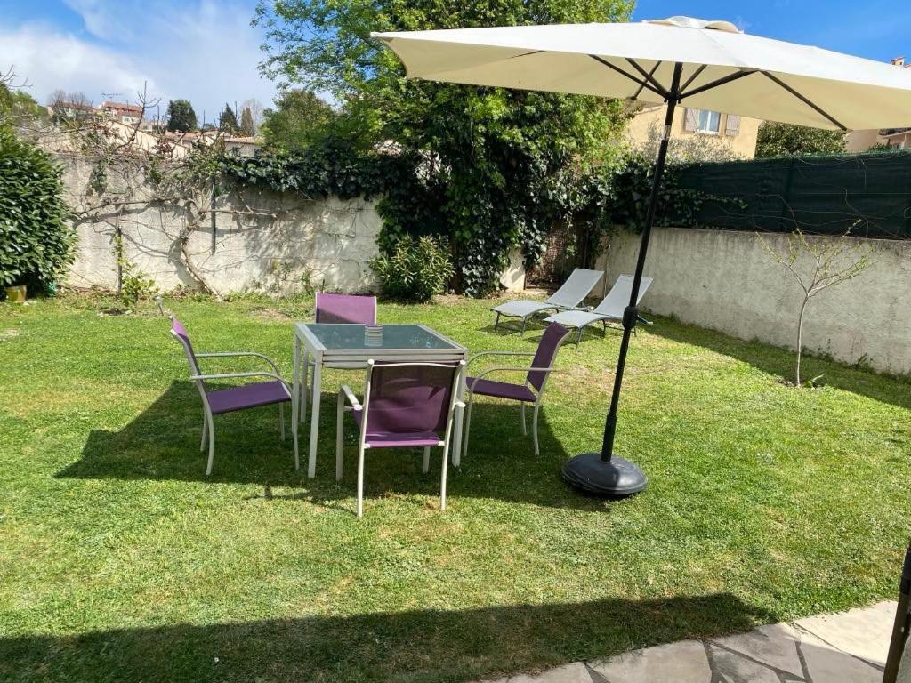 Studio Climatise Avec Piscine Et Jardin Villeneuve-Loubet Exteriér fotografie